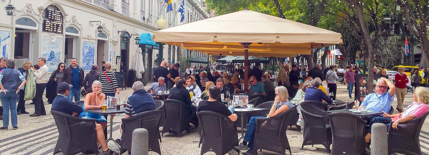 Coffee Shops Open Monday Morning